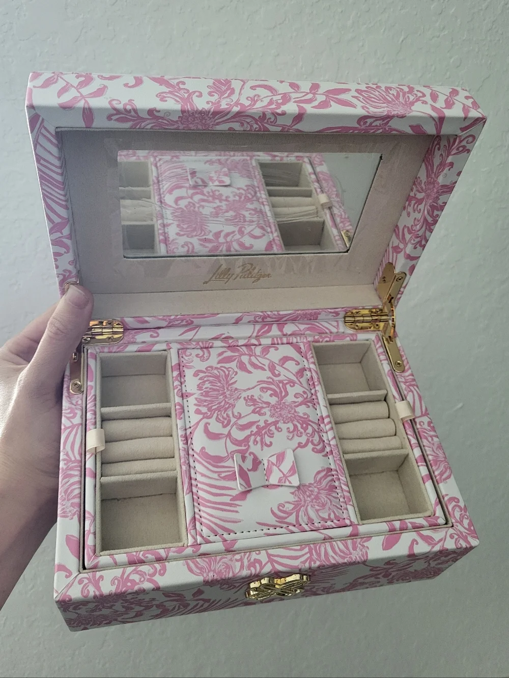 Lilly Pulitzer GWP Jewelry Box